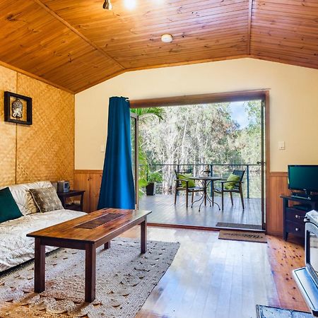 Villa Getaways At Byfield Extérieur photo