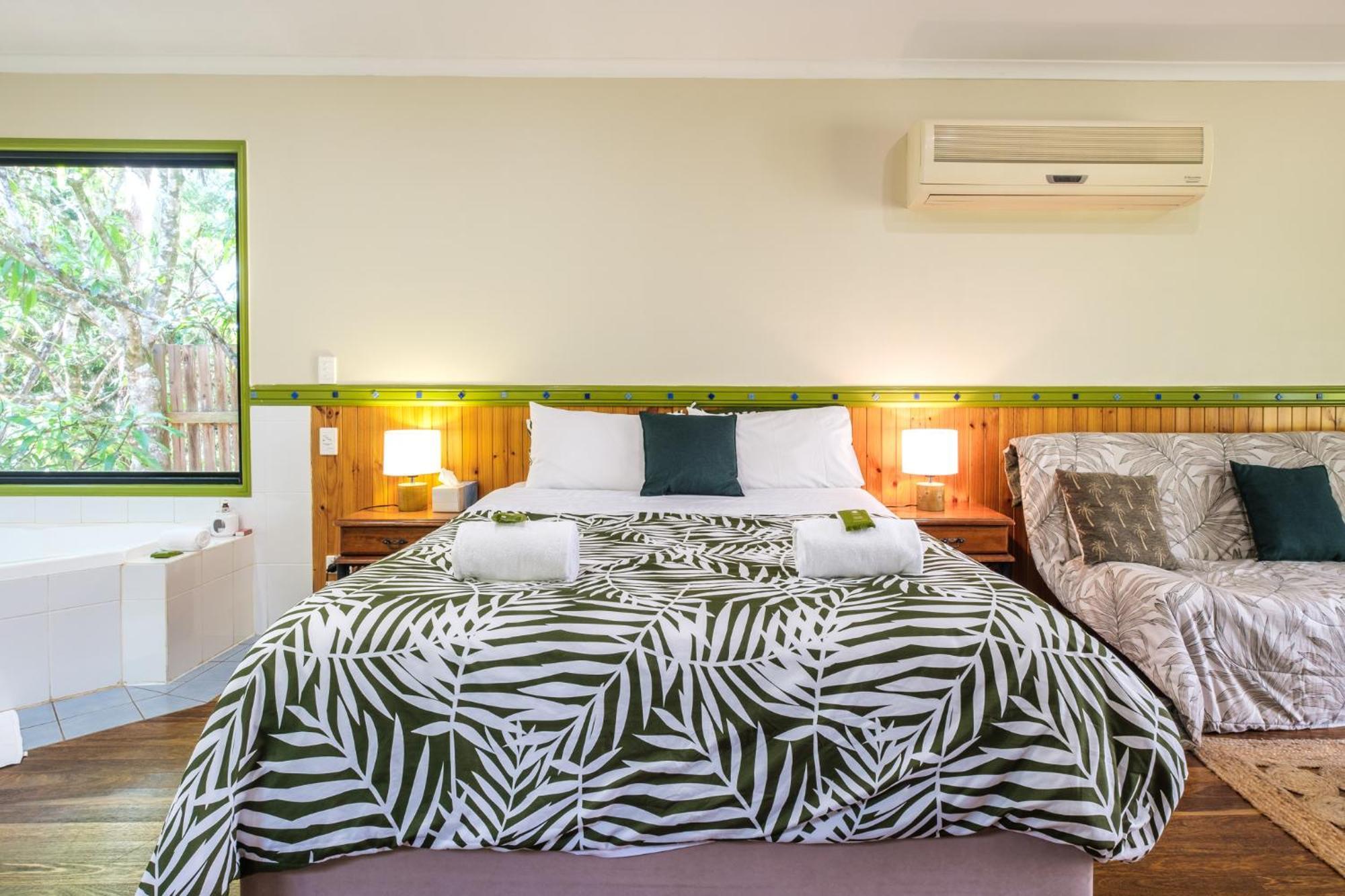 Villa Getaways At Byfield Extérieur photo