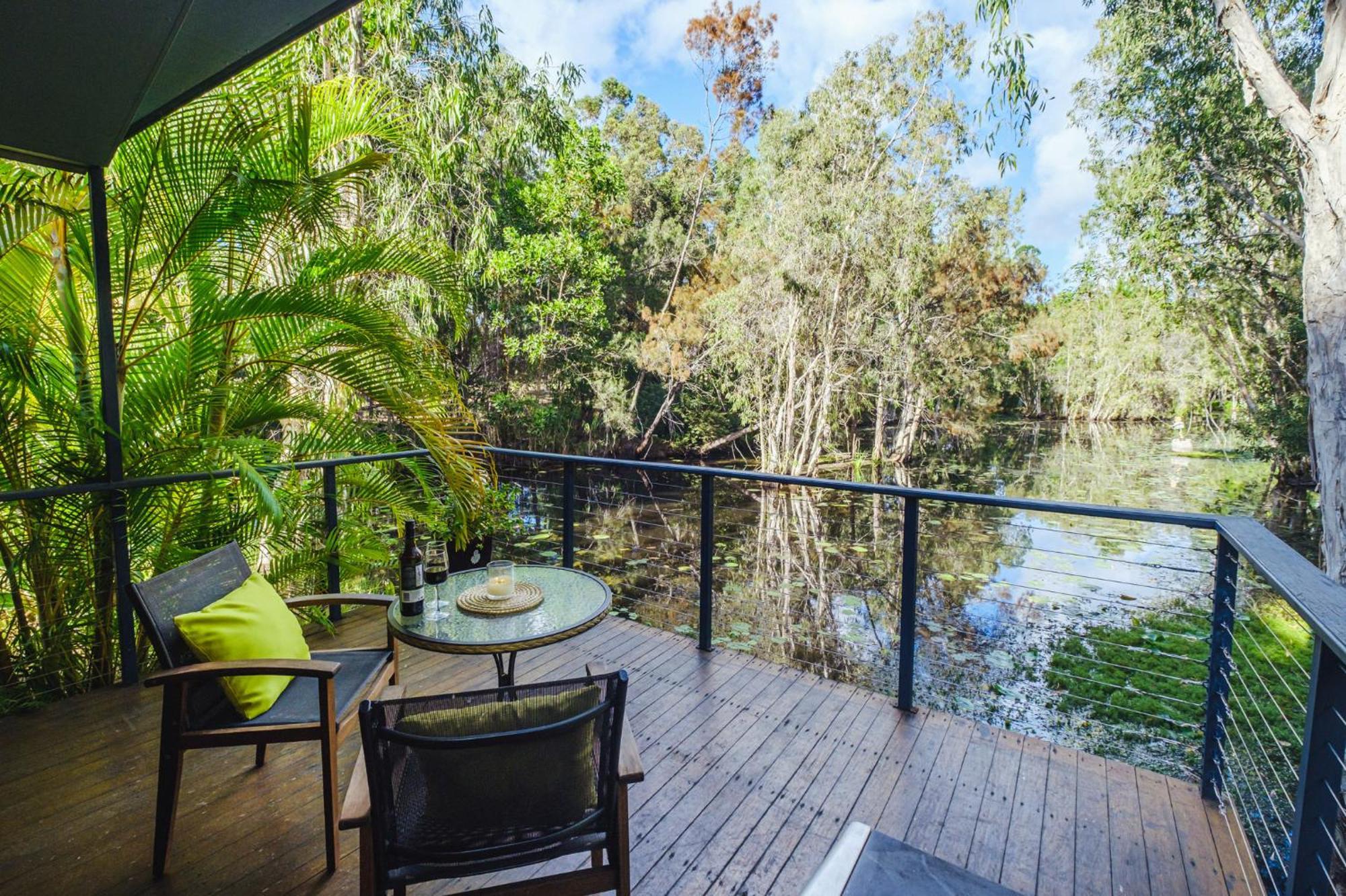 Villa Getaways At Byfield Extérieur photo